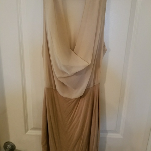 Strapless Bodycon Dress - Picture 2 of 4