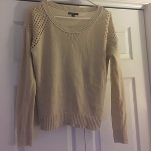 Creme sweater