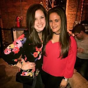 Meet your Posher, Caitlin