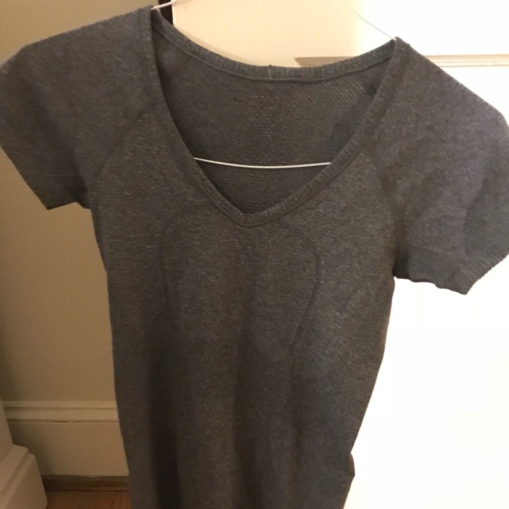 Lululemon v neck