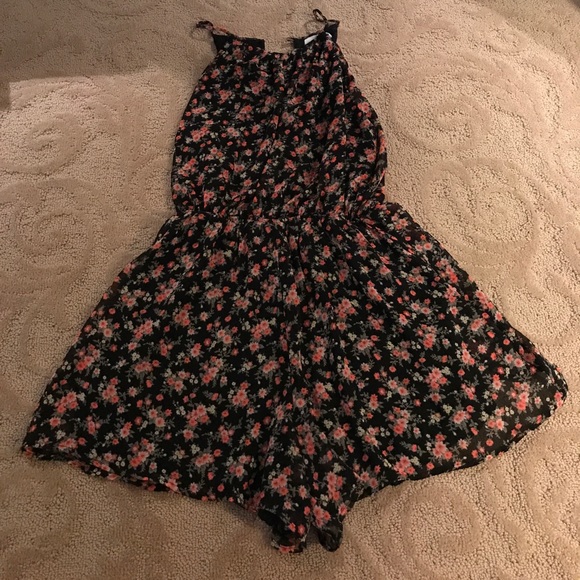 Lush Dresses & Skirts - Flower printed romper