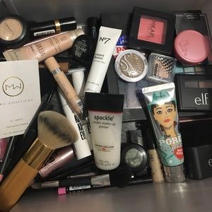 MakeUp Bundle! (Marc Jacobs, MAC, Benefit, & more!