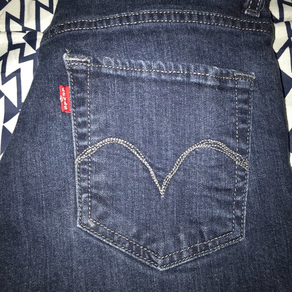 Levi’s Straight Leg Jeans