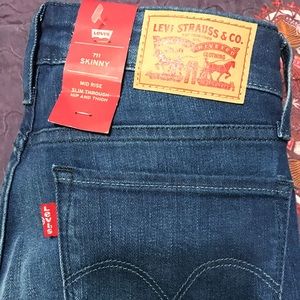 Levi jeans