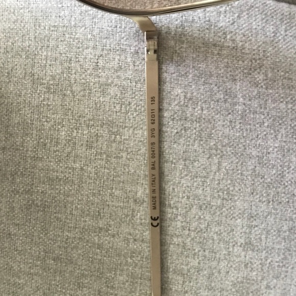 Gorgeous Ultra Chic Balenciaga Sunglasses - Picture 7 of 8