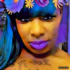 Meet your Posher, Janelle