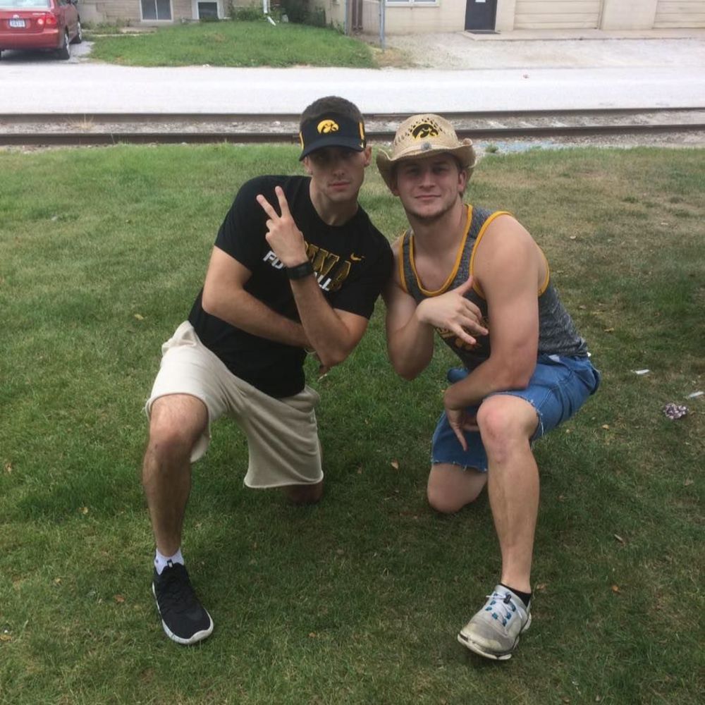 Meet your Posher, Nic