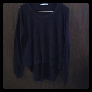 Light weight high-low sweater