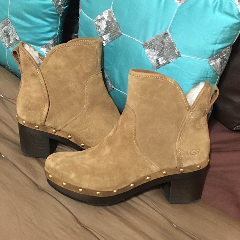 UGG’S