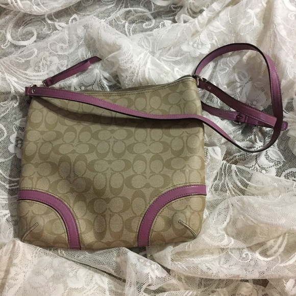 Coach Purse - Picture 2 of 6