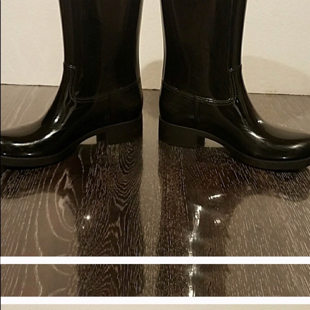 Authentic Prada Rainboots - Picture 3 of 7