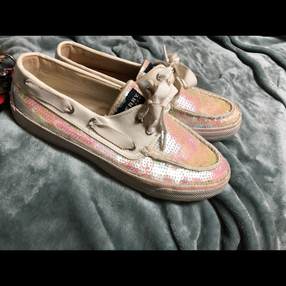 Sperrys!