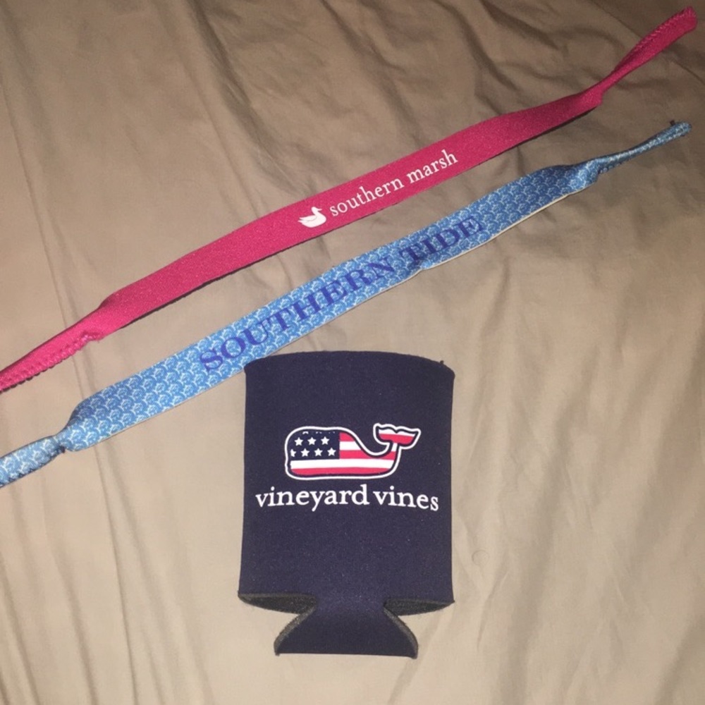 Preppy bundle! (Croakies & coozie)
