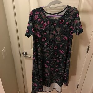LULAROE Carly Printed Small