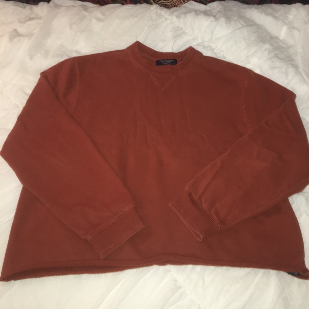 Roundtree & Yorke crew neck