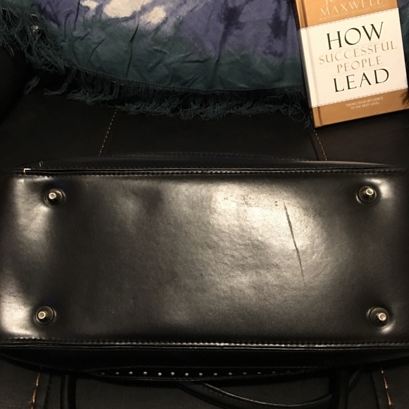 George black trim and gray twill rectangular purse - Picture 3 of 8