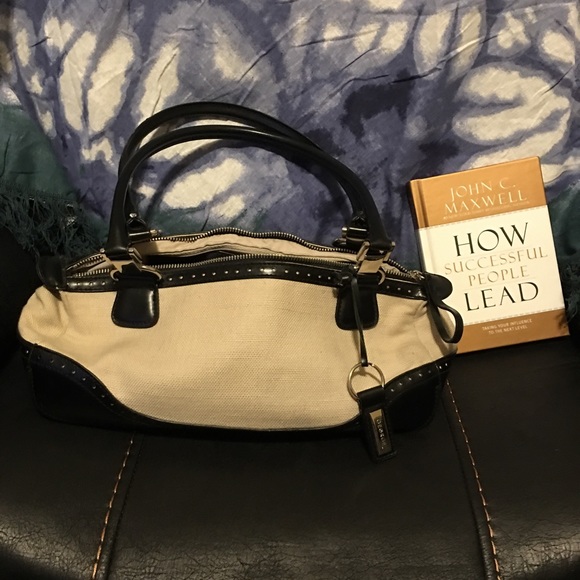 George black trim and gray twill rectangular purse - Picture 5 of 8