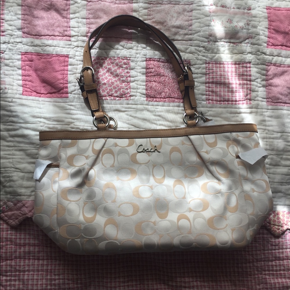 Brand NWT Authentic Coach Tote Bag - Picture 7 of 7