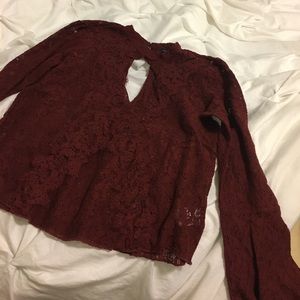 American Eagle Keyhole Top