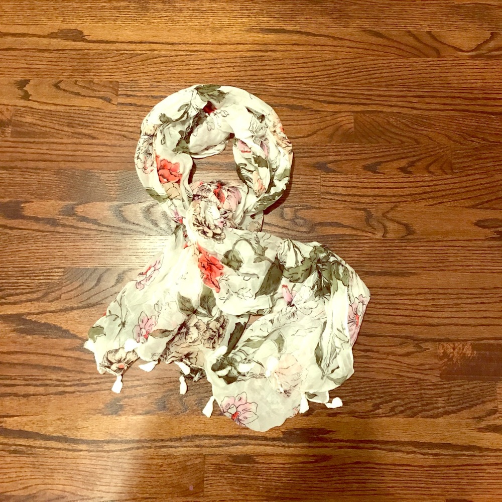 Ann Taylor scarf