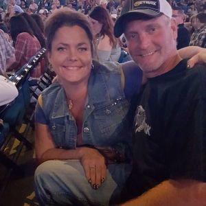 Meet your Posher, Becky