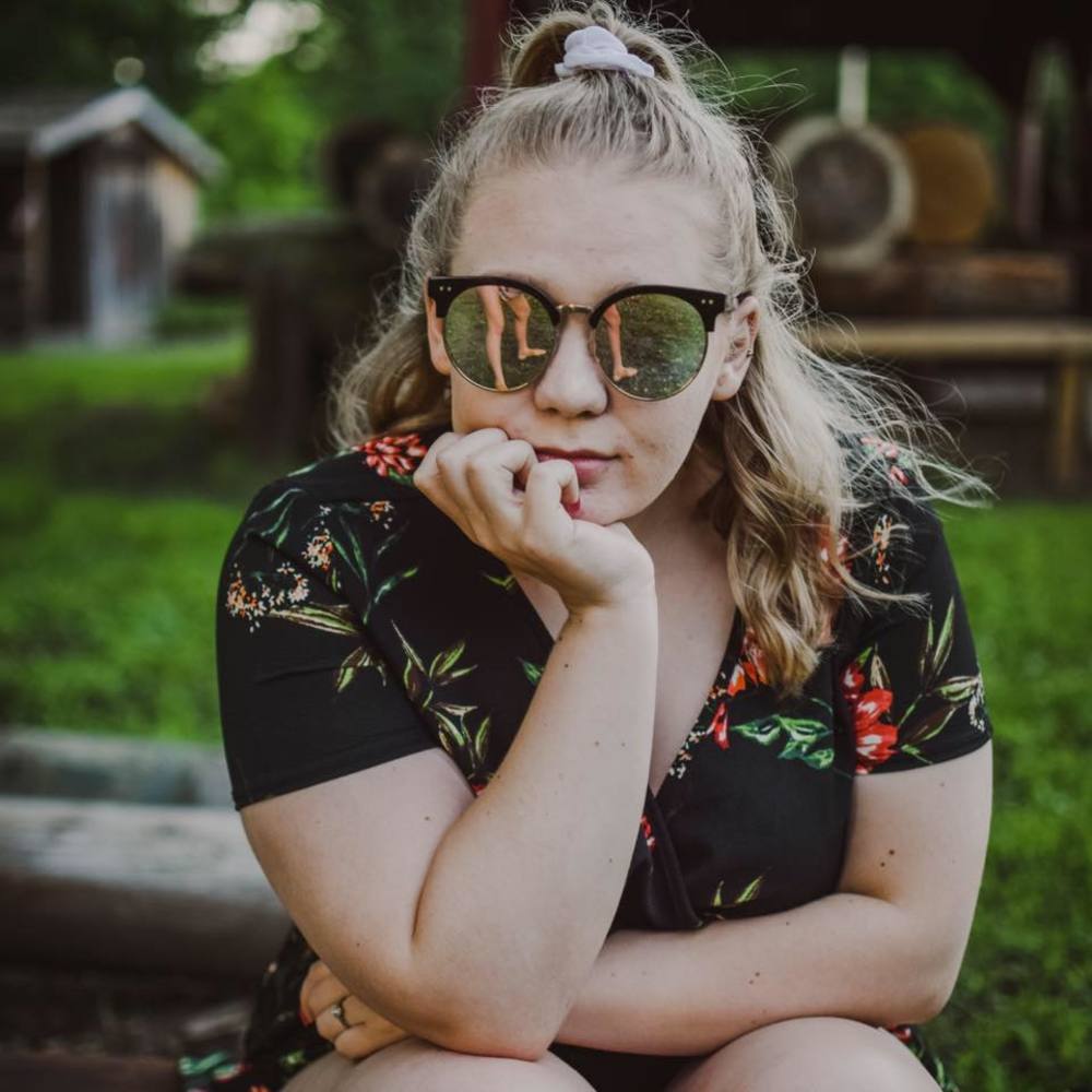 Meet your Posher, Abby