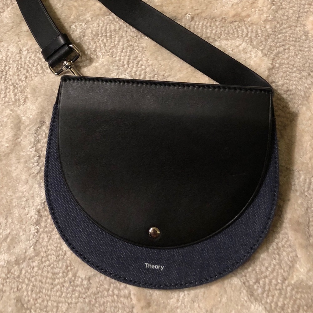 NWOT Theory Belt Bag