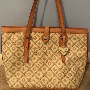 Dooney & Bourke White Rope Tote