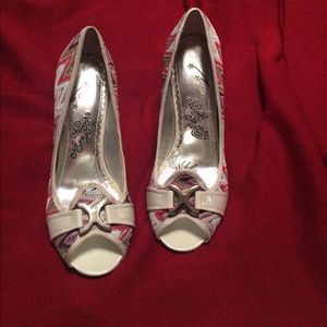 Never worn open toe heel