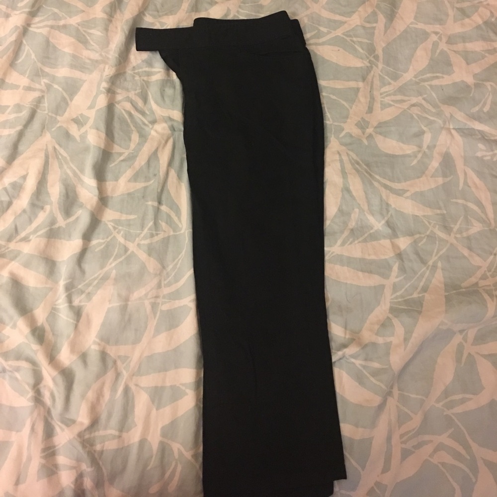 American Living Black crop jeans