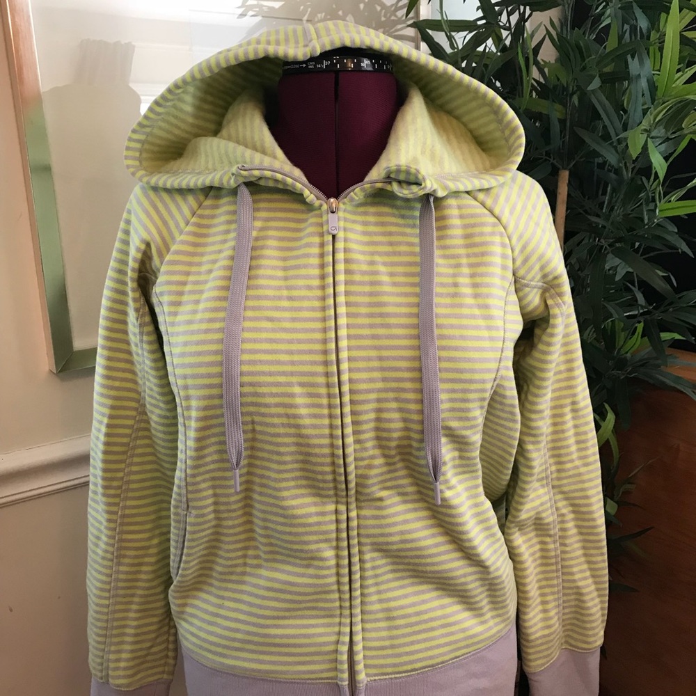 GAP Body Zip Up