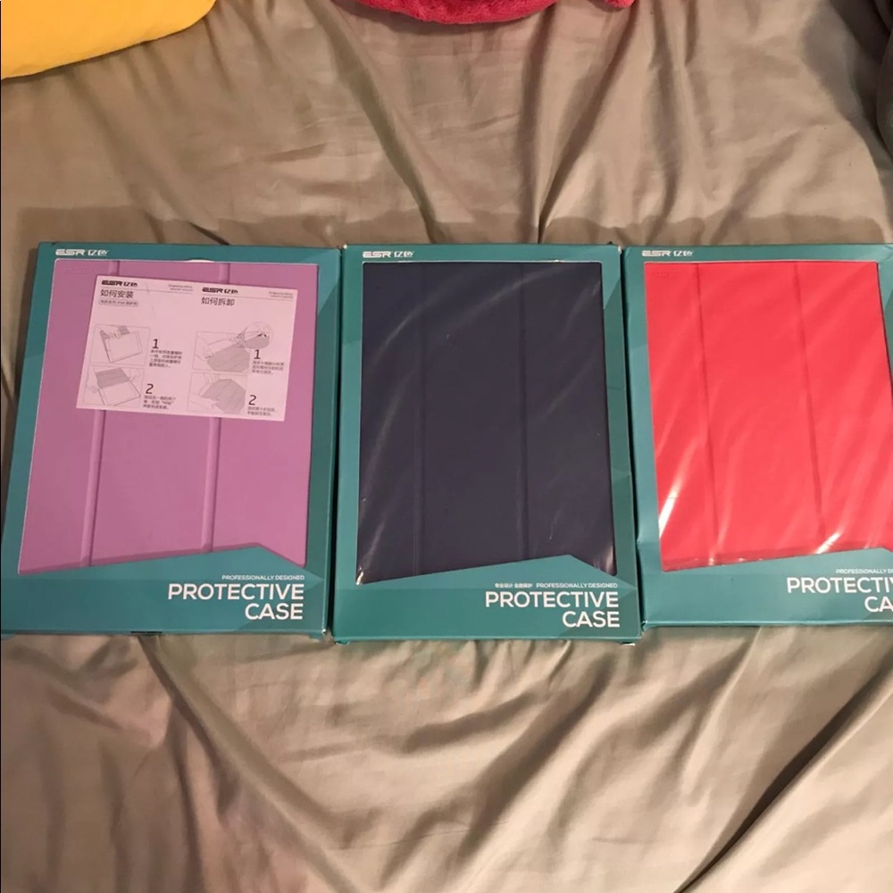 iPad cases - Picture 3 of 3