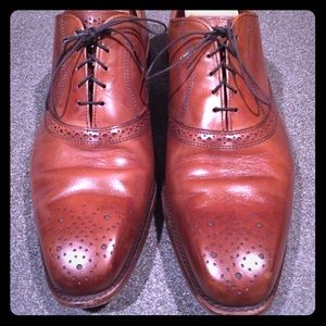 Men’s tan Allen Edmunds dress shoes, size 11.5