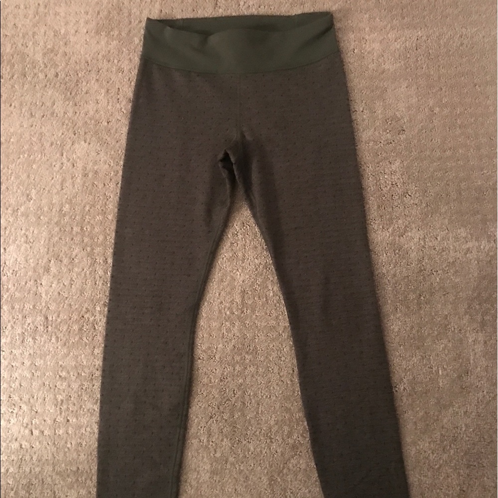 Under armour green workout pants