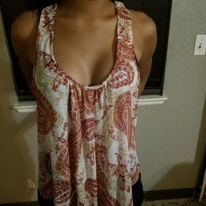 🌺 Top with open back