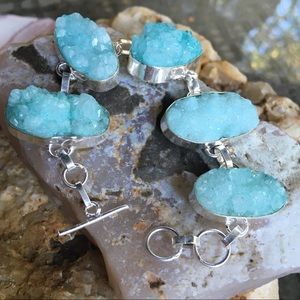 Blue quartz crystal druzy bracelet Blue quartz crystal druzy bracelet
