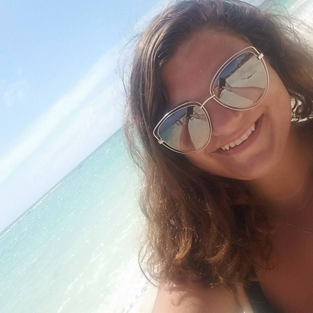 Meet your Posher, Melanie