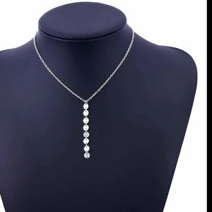 Simple choker with circular drops Simple choker with circular drops