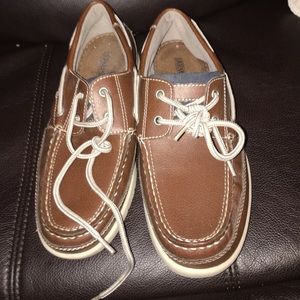 Men’s/boys 8.5 jarmant boating/style shoes new