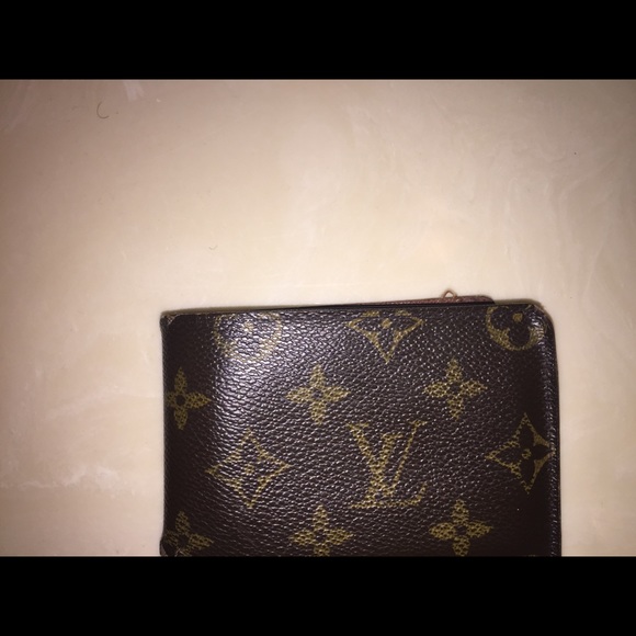 Wallet - Picture 2 of 3