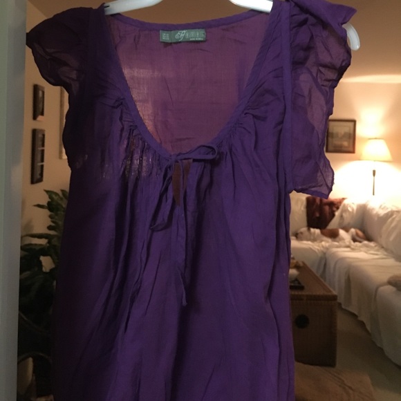 Top - Picture 1 of 2