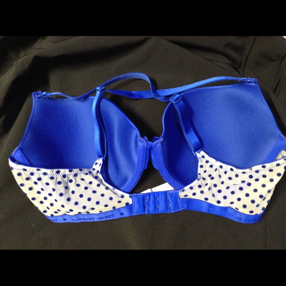 Victoria Secret Versatile Bra - Picture 4 of 4
