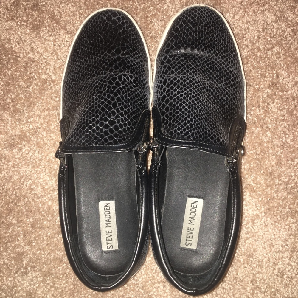 Steve Madden Slip On Sneakers