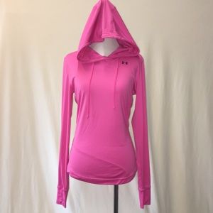 Women’s Under Armour fitted shirt with hood
