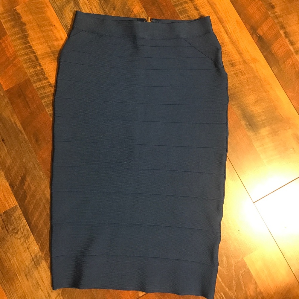 Blue Bebe bodycon skirt ❄️