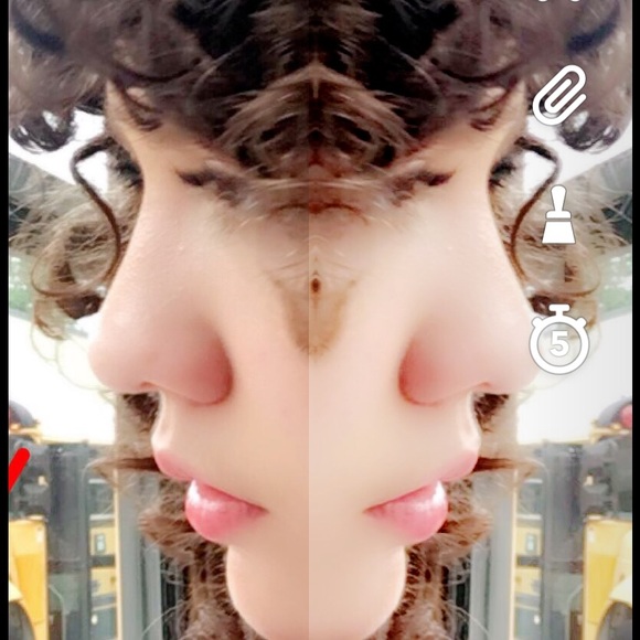 Meet your Posher, Sarah - Picture 1 of 1