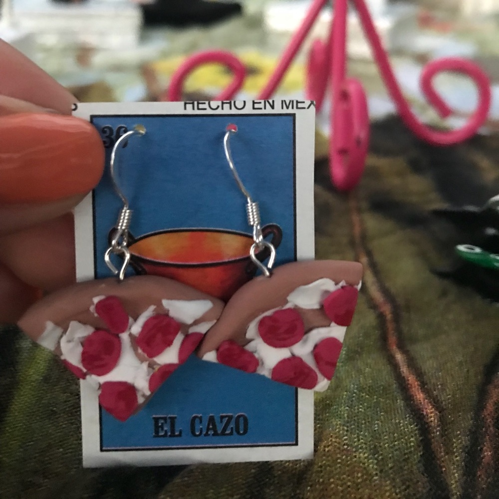 Conchita Earrings - Picture 3 of 5