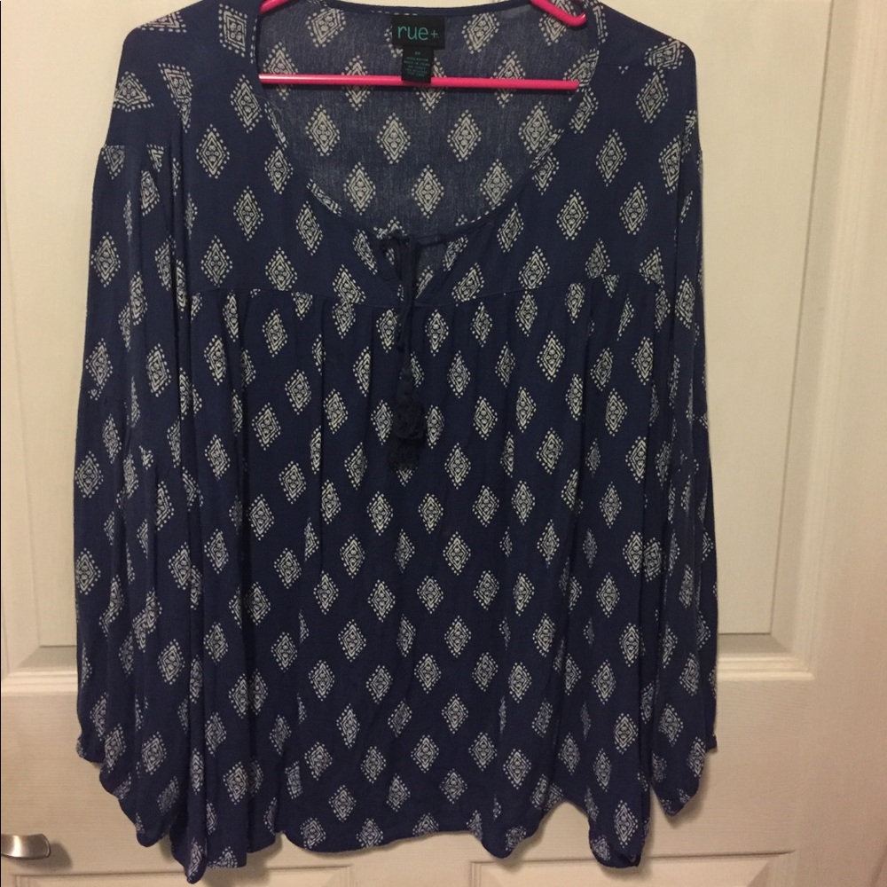 Blue blouse with design