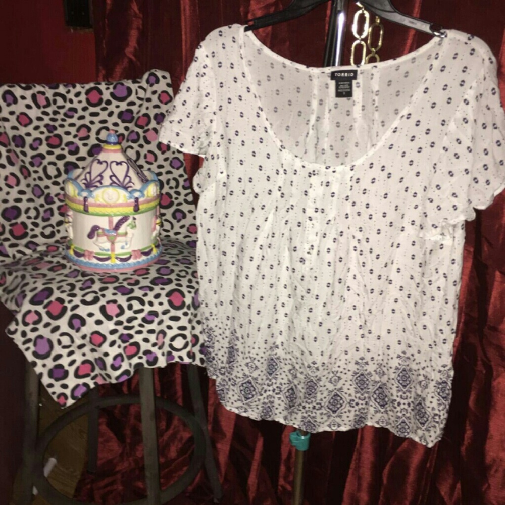 NWOT Torrid blouse thatshall arrouse