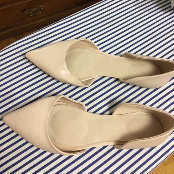 Shoes - Picture 1 of 3